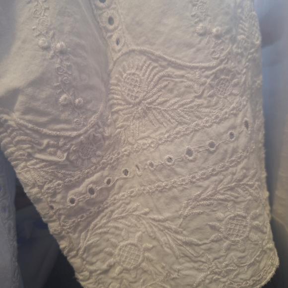 Charter Club Cream Blouse with Textured Design - Picture 5 of 8